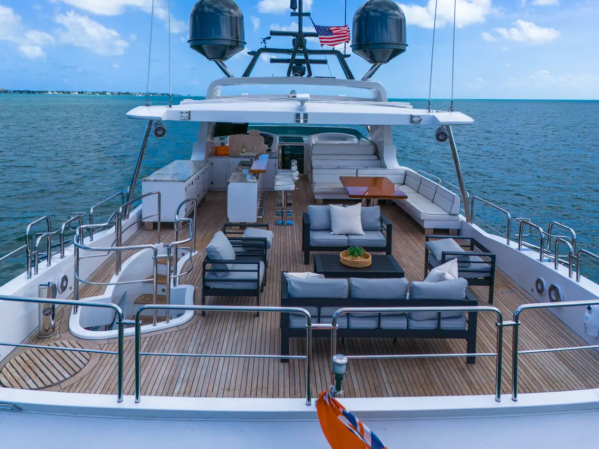 105′ Azimut Sport + Water Toy