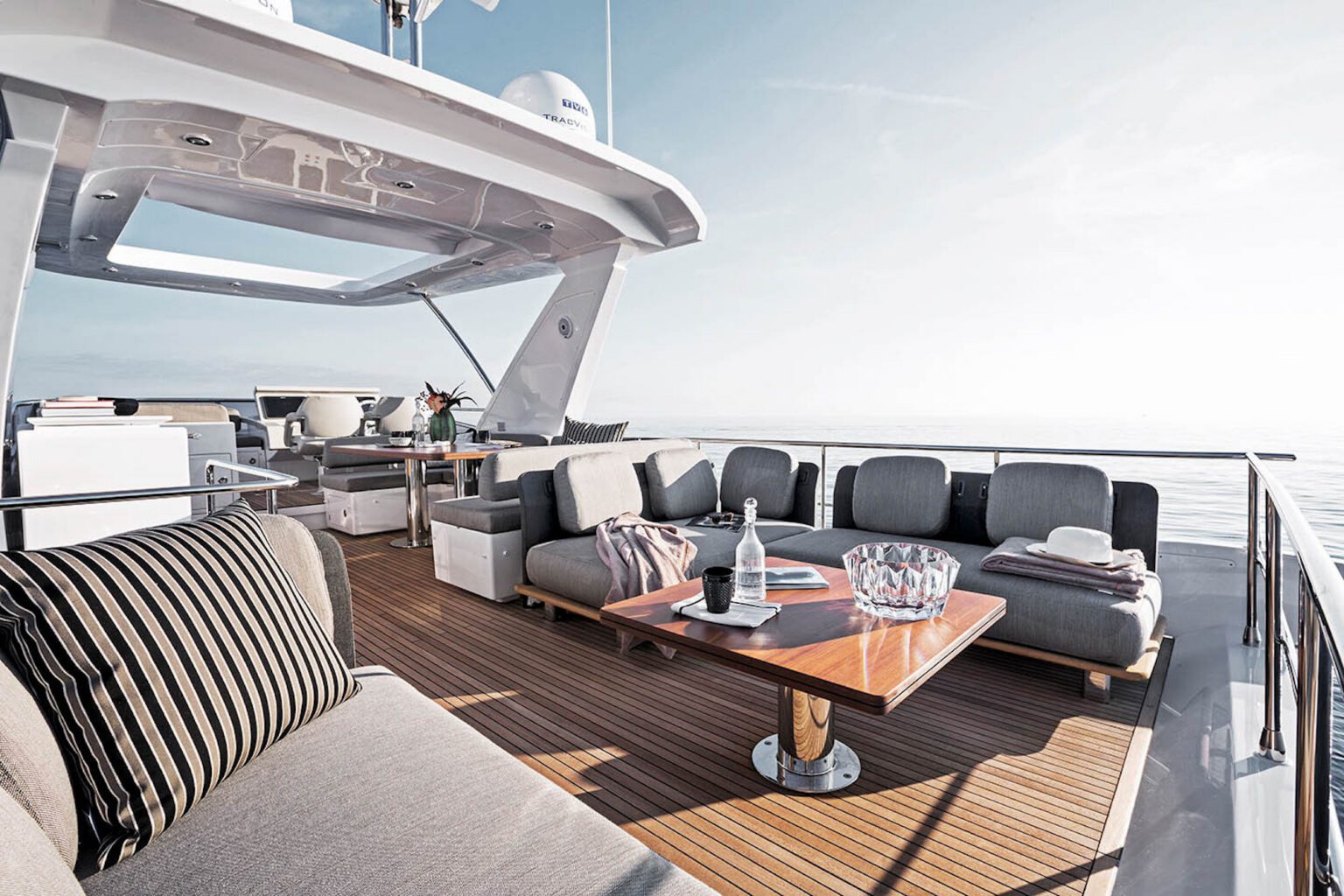 68′ Azimut + Water Toys + Jetski 1Hr — private yacht charter in Miami