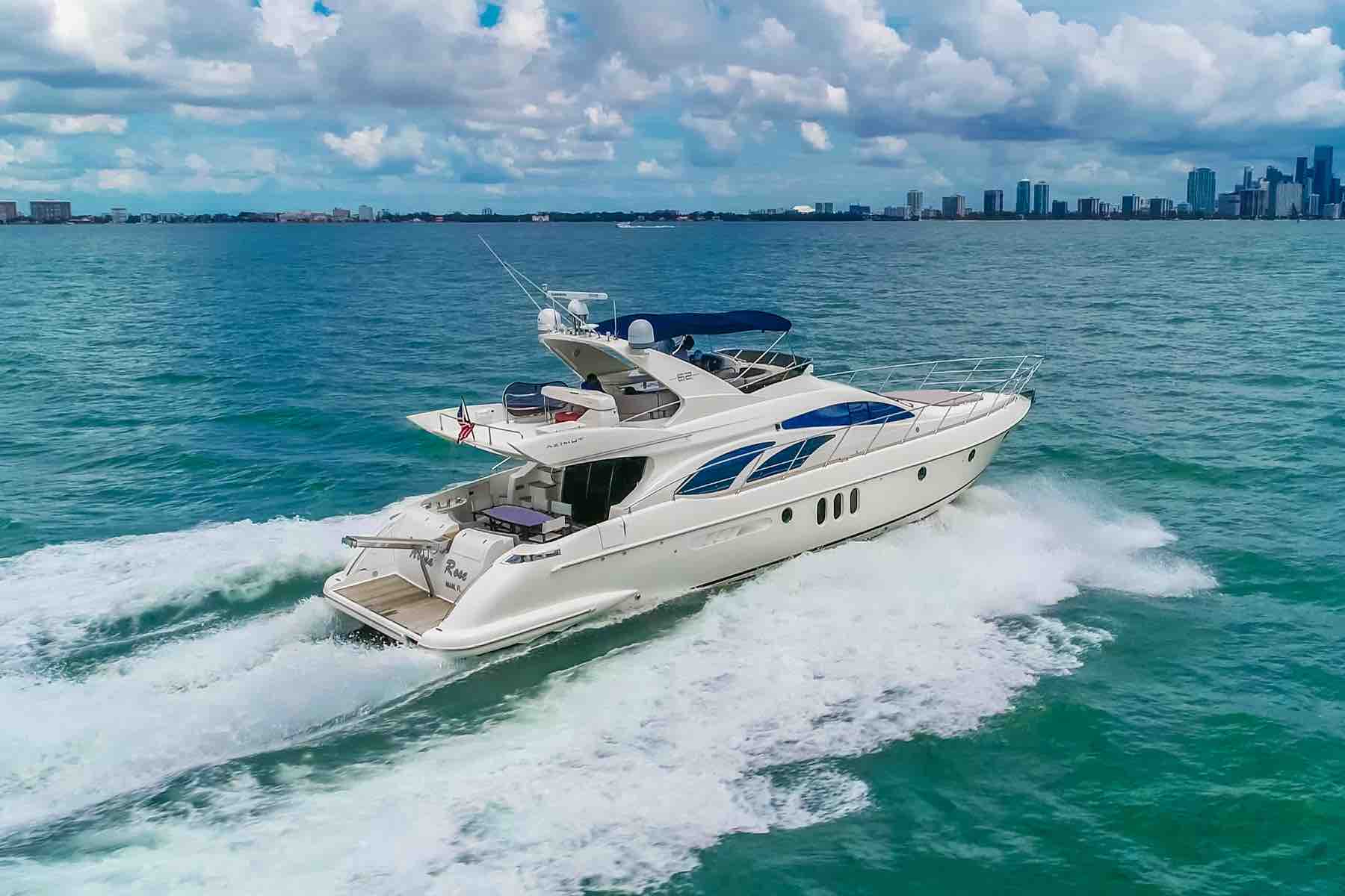 62’ Azimut Fly + Water Toys + Jetski 1Hr — private yacht charter in Miami