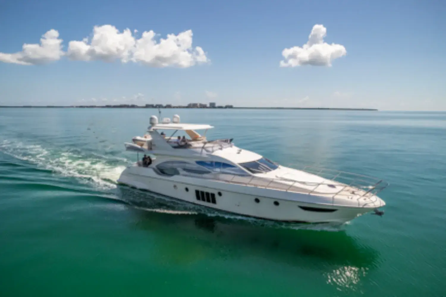 70′ Azimut + Water Toys + Jetski 1Hr — private yacht charter in Miami