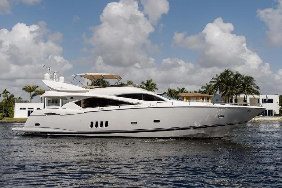 72′ Sunseeker Predator — private yacht charter in Miami