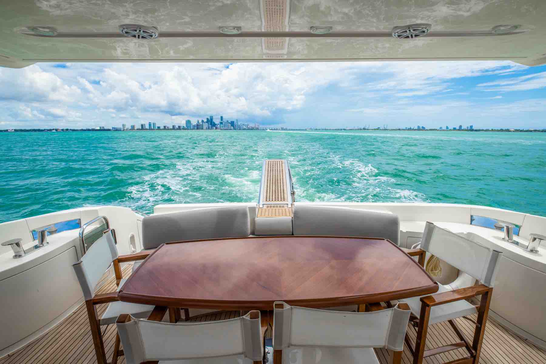 62’ Azimut Fly + Water Toys + Jetski 1Hr — private yacht charter in Miami
