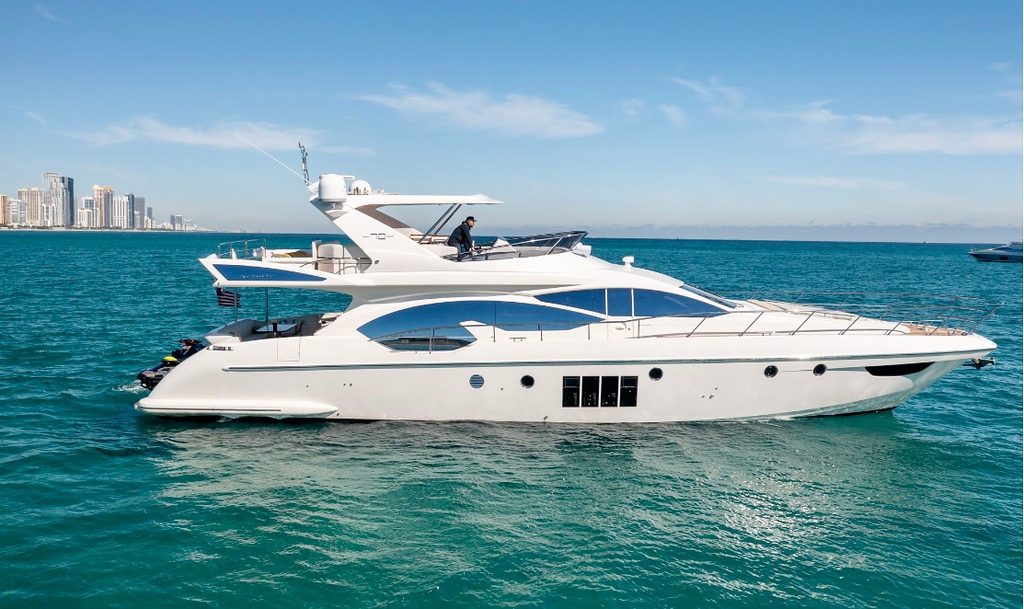 70′ Azimut FB + Jetski 1Hr — private yacht charter in Miami
