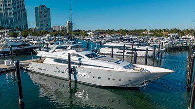 110′ Antago + Water Toys — private yacht charter in Miami
