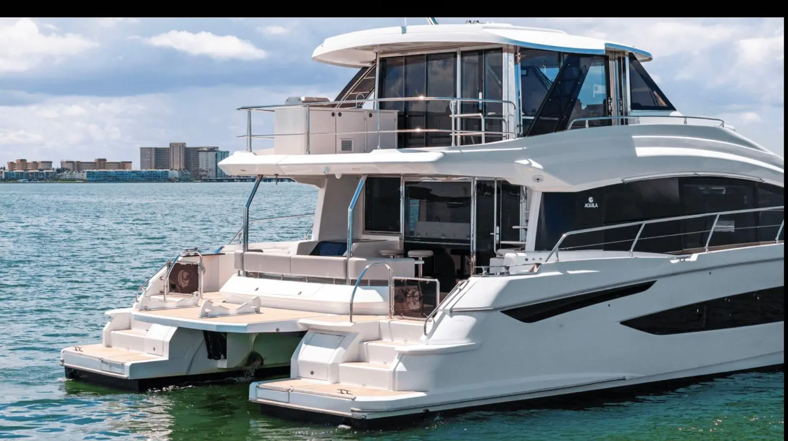 54′ Aquila Lux Cat — private yacht charter in Miami
