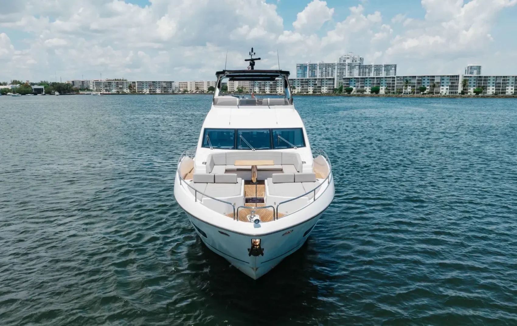 80′ Sunseeker + Jacuzzi — private yacht charter in Miami