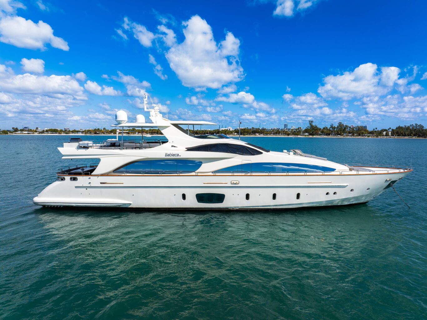 105′ Azimut Babieca + Jacuzzi